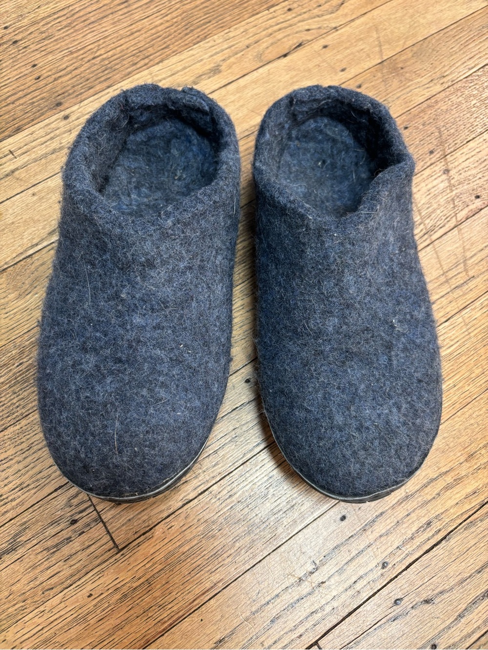 Women's Felt Slip-On Loafers in navy